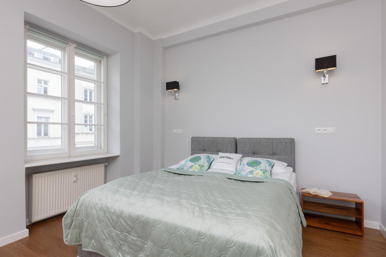City Center Aparthotel Chmielna By Noclegi Renters Warsaw Exterior photo