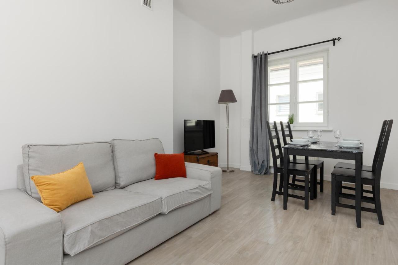 City Center Aparthotel Chmielna By Noclegi Renters Warsaw Exterior photo