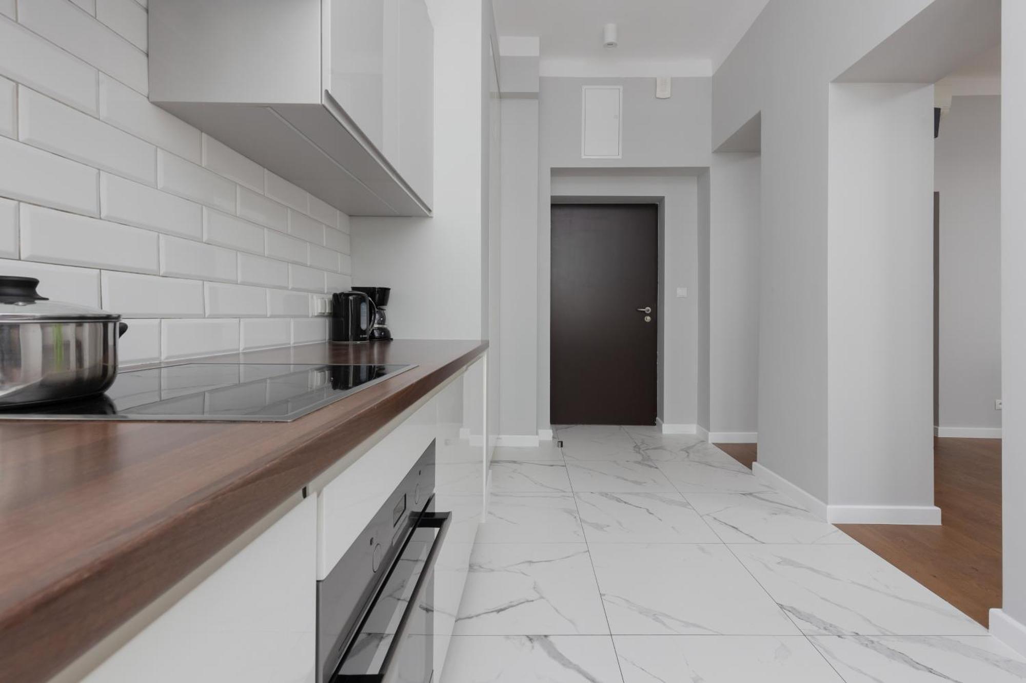 City Center Aparthotel Chmielna By Noclegi Renters Warsaw Exterior photo